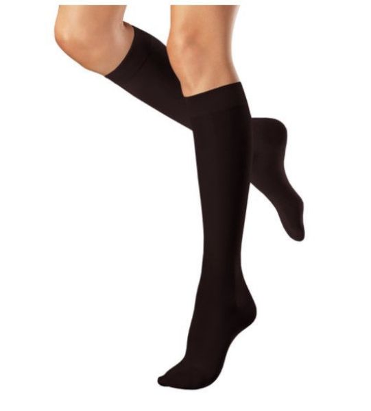 Picture of 4001 B/KNEE LARGE SHORT, CLOSED TOE - BLACK